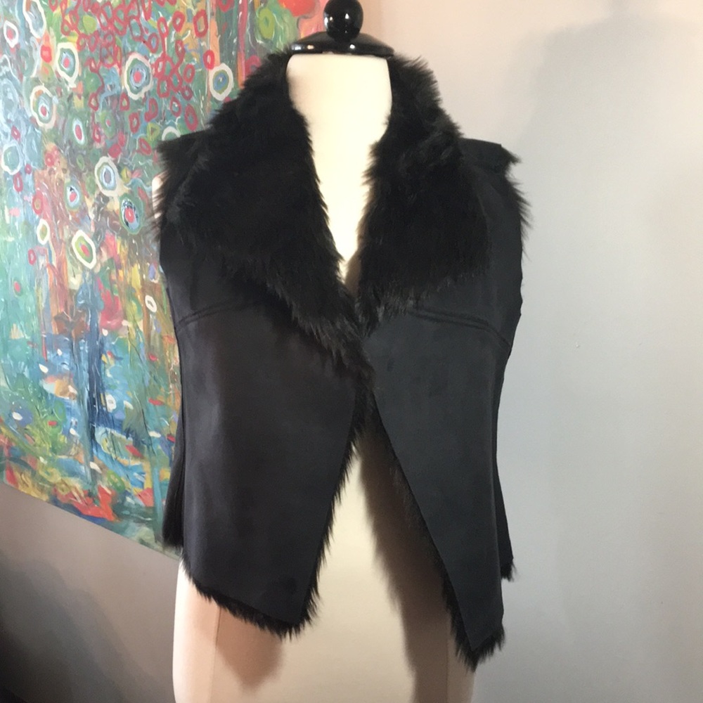 Jennifer Lopez Black Faux Fur Trim Suede Vest